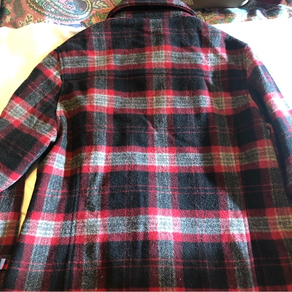 Woolrich black/grey/red 80%wool blend peacoat size small. - Picture 7 of 7